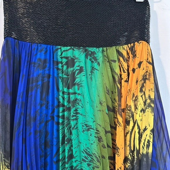 NWT Women’s Bicici Multi Color Halter Top Sequined Waist Maxi Dress Size Small - Picture 6 of 11